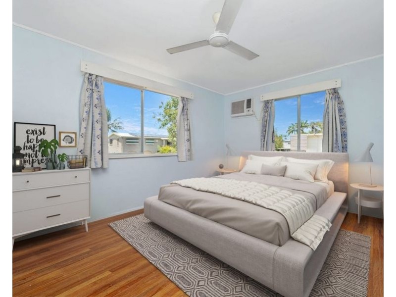 4 Merryl Street, Rasmussen QLD 4815