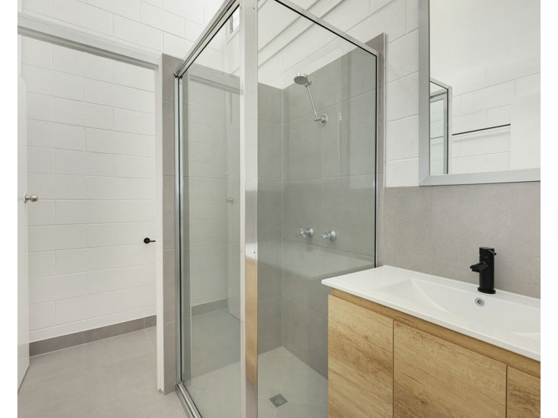 1/165 Harold Street, West End QLD 4810