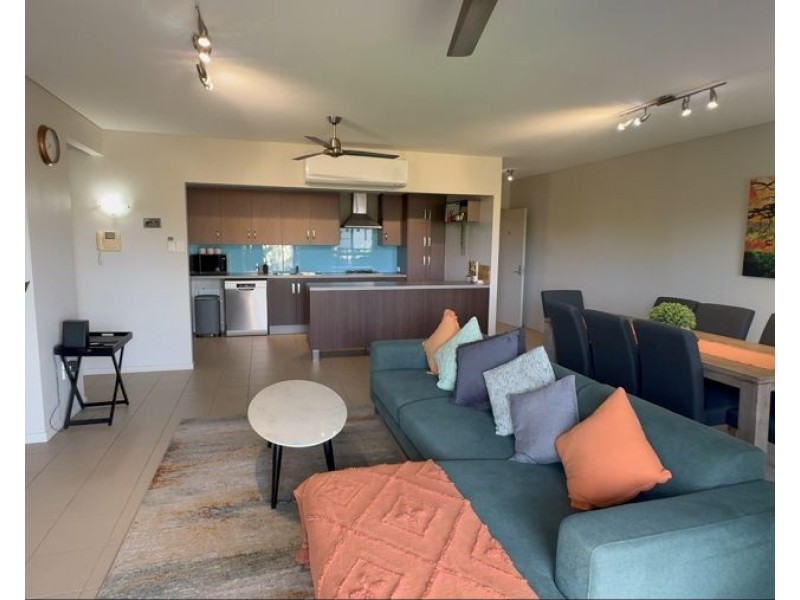 8/237-239 Riverside Boulevard, Douglas QLD 4814