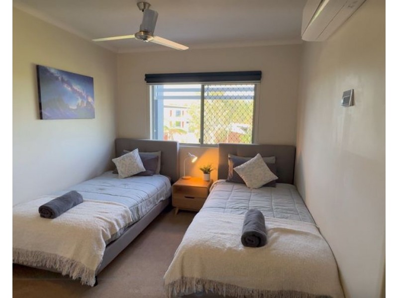 8/237-239 Riverside Boulevard, Douglas QLD 4814