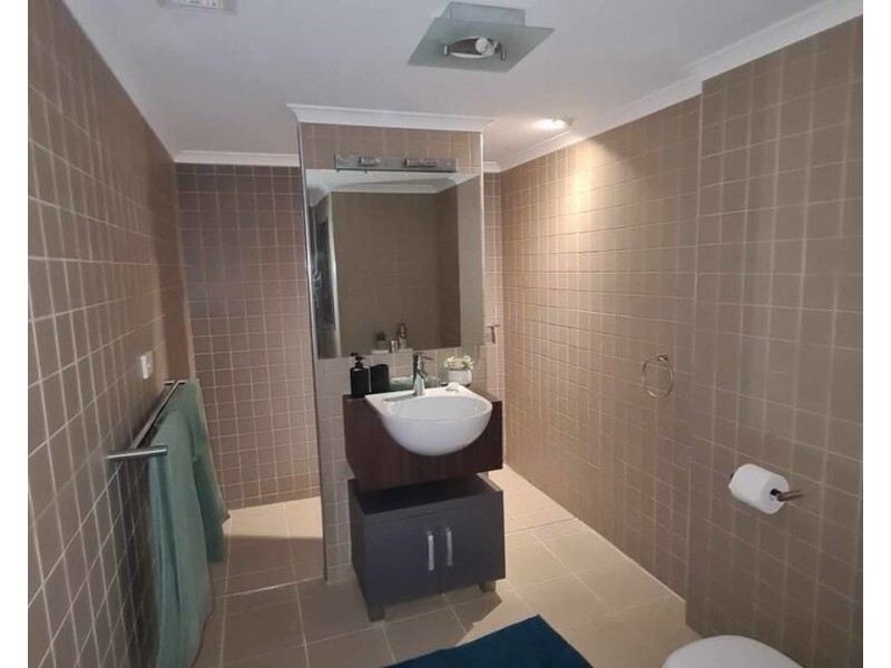 8/237-239 Riverside Boulevard, Douglas QLD 4814