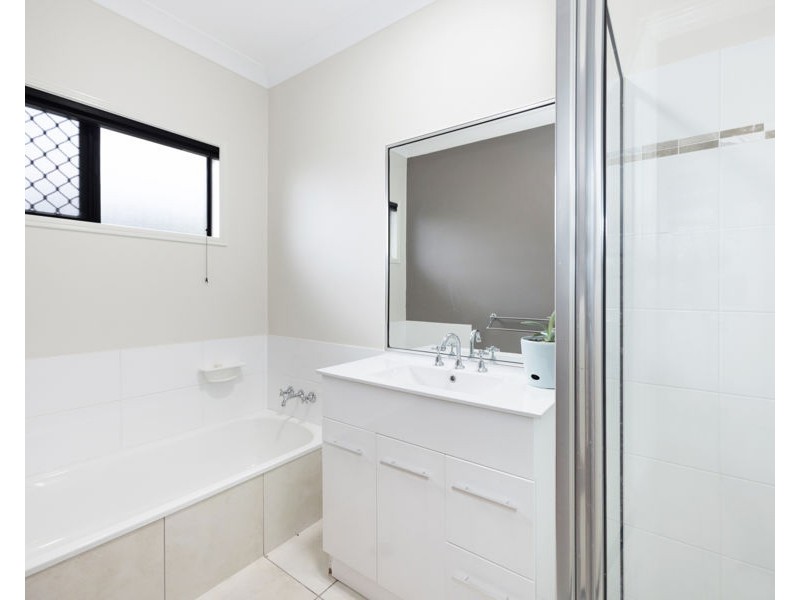 65 Derwent Circuit, Kelso QLD 4815