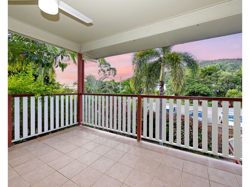 2/70 Livingstone Street, West End QLD 4810