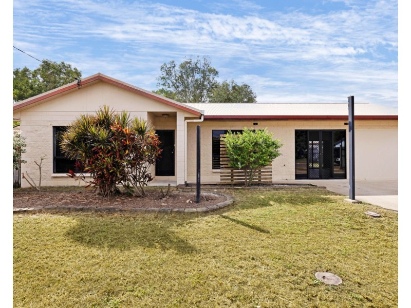 12 Hamish Avenue, Rasmussen QLD 4815