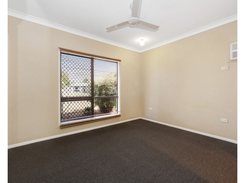 12 Hamish Avenue, Rasmussen QLD 4815