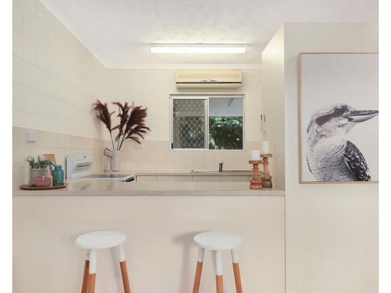 4/7 Cook Street, North Ward QLD 4810