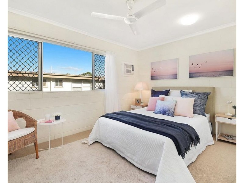4/7 Cook Street, North Ward QLD 4810