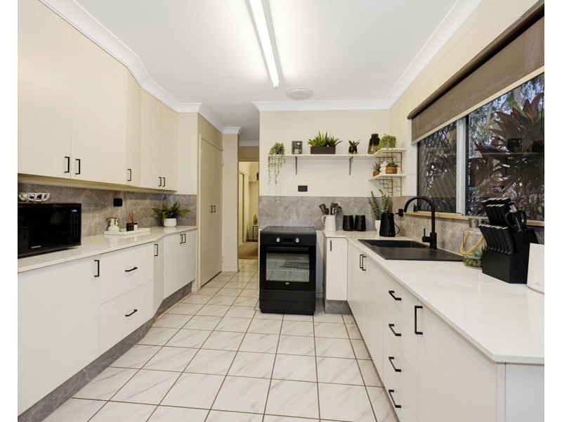 1 Tam O’Shanter Drive, Thuringowa Central QLD 4817