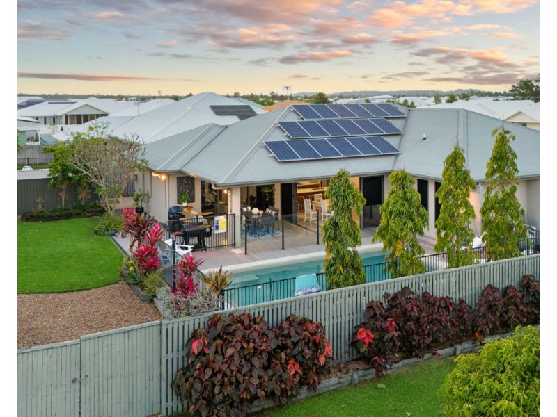 15 Capella Entrance, Burdell QLD 4818
