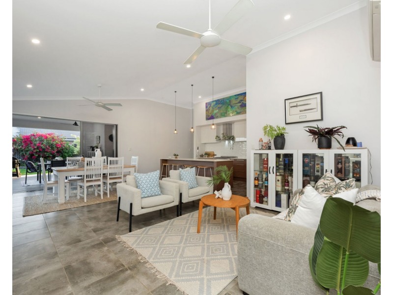 15 Capella Entrance, Burdell QLD 4818
