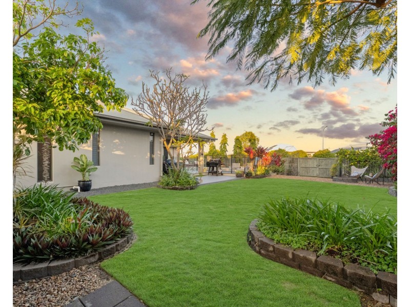 15 Capella Entrance, Burdell QLD 4818