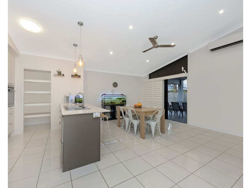 16 Supplejack Court, Mount Low QLD 4818