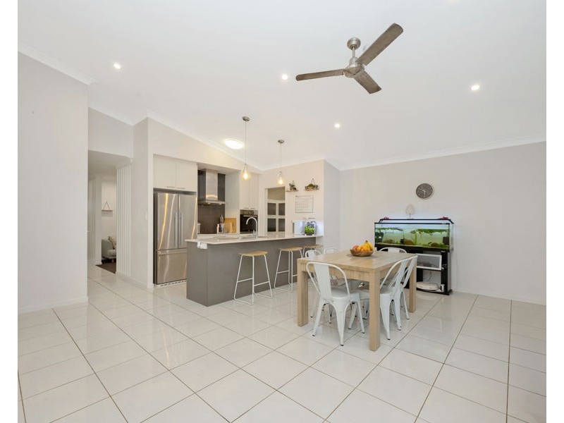 16 Supplejack Court, Mount Low QLD 4818