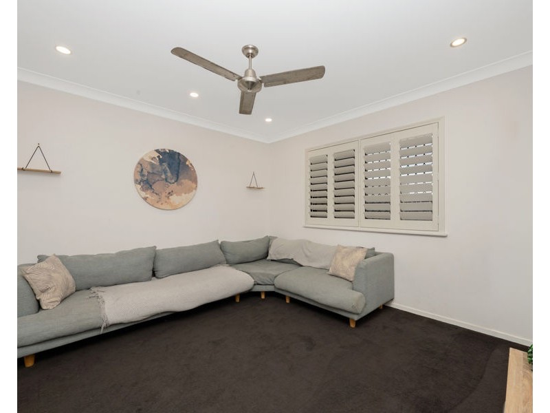 16 Supplejack Court, Mount Low QLD 4818