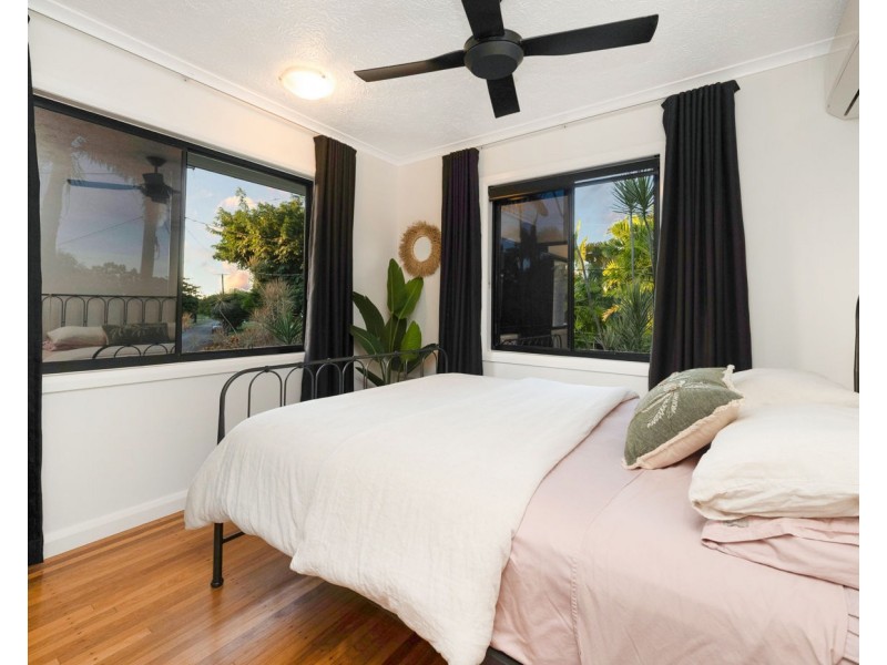 35 Brownhill Street, Mundingburra QLD 4812