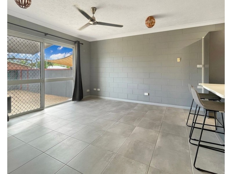 9/22-24 Marks Street, Hermit Park QLD 4812