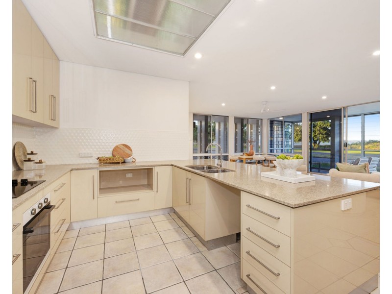 53 The Esplanade, Pallarenda QLD 4810