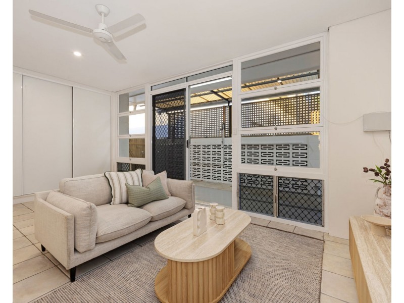 53 The Esplanade, Pallarenda QLD 4810
