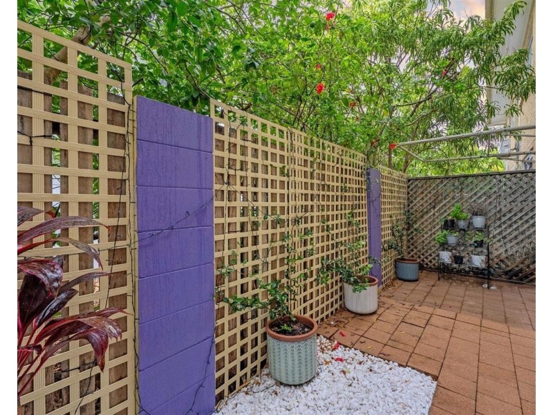 3/7 Cook Street, North Ward QLD 4810