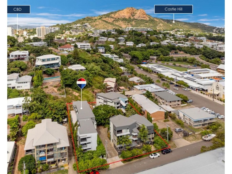 1/9 Carter Street, North Ward QLD 4810