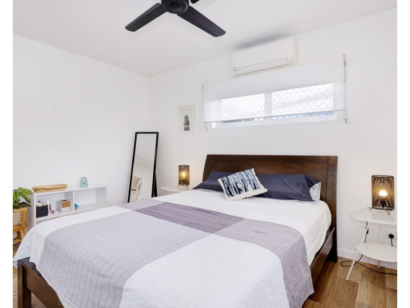 8 Wackett Street, Pallarenda QLD 4810