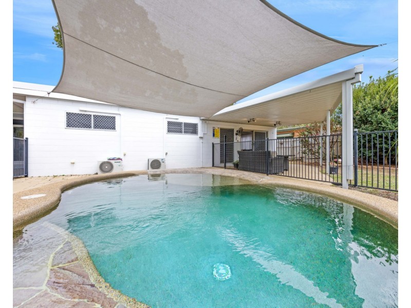 8 Wackett Street, Pallarenda QLD 4810