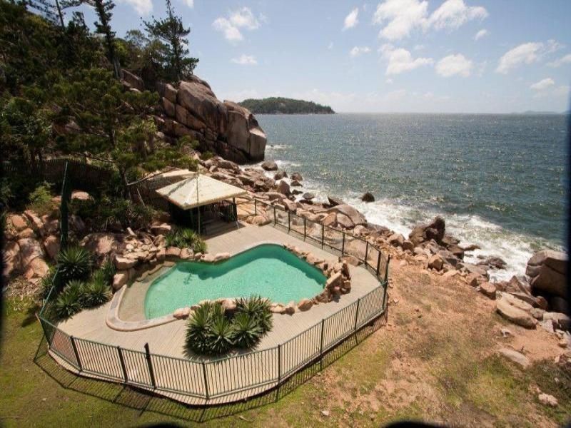 12 Boulder Court, Nelly Bay QLD 4819