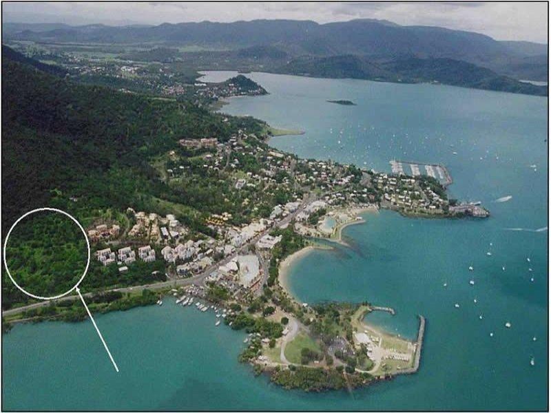 422 Shute Harbour Road, Airlie Beach QLD 4802