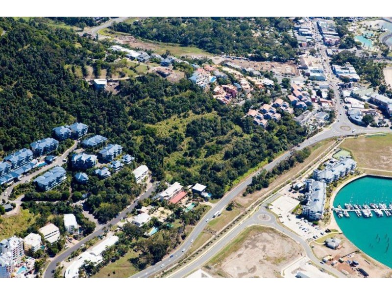 422 Shute Harbour Road, Airlie Beach QLD 4802