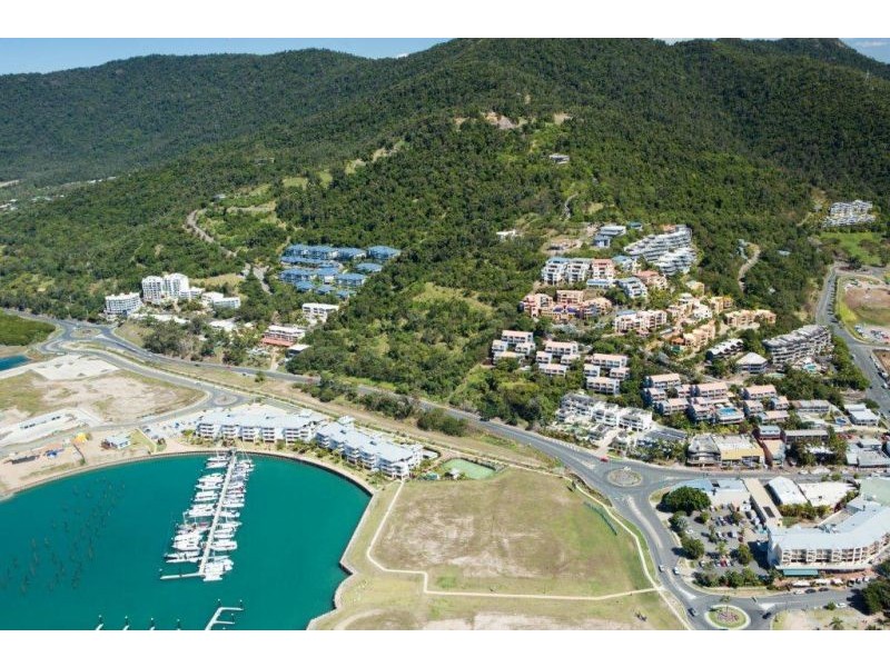 422 Shute Harbour Road, Airlie Beach QLD 4802