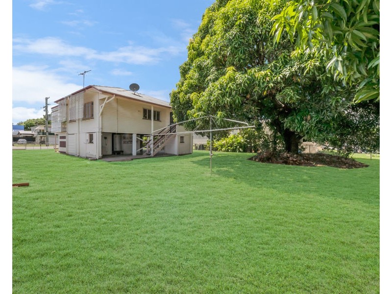 3 Clayton Street, Hermit Park QLD 4812