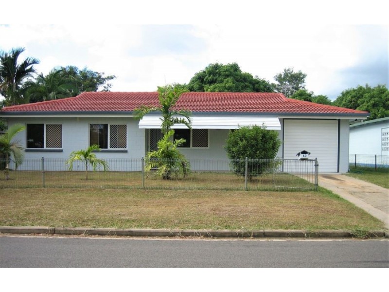 40 Albert Street, Cranbrook QLD 4814