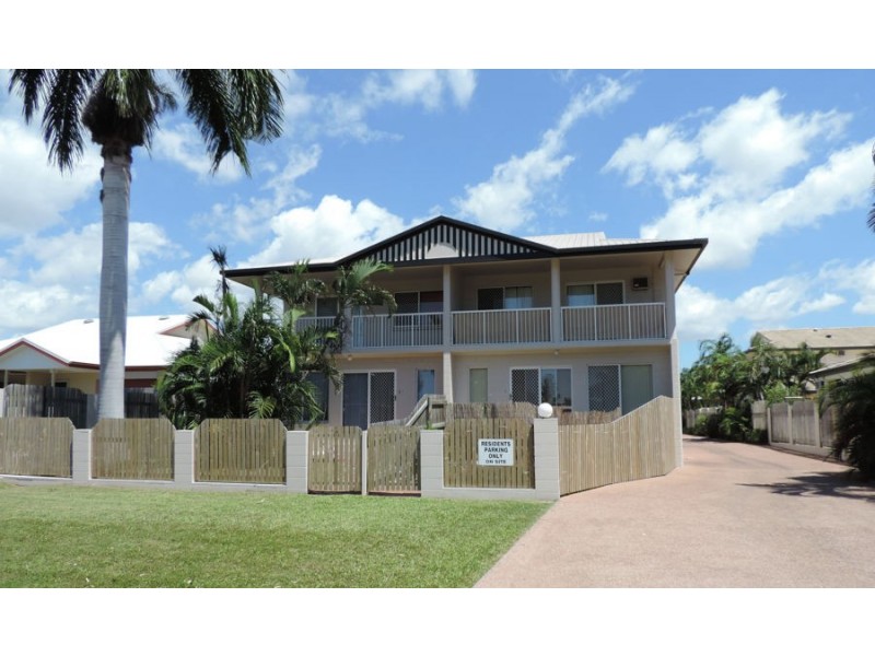 3/11 Second Avenue, Railway Estate QLD 4810