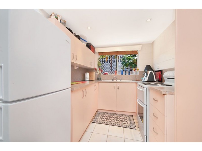 1/17 Kennedy Street, North Ward QLD 4810