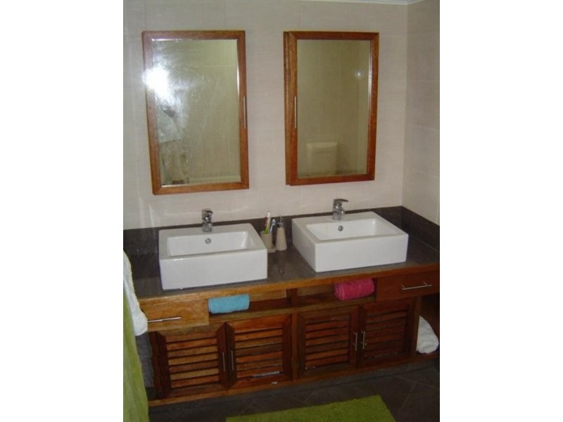 Hermit Park QLD 4812