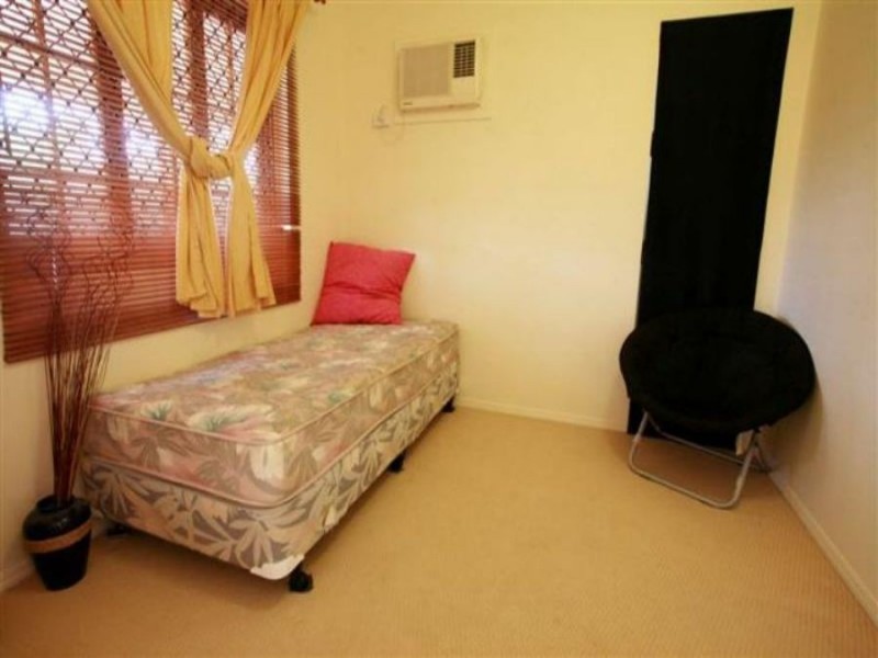 24 Boston Crescent, Douglas QLD 4814