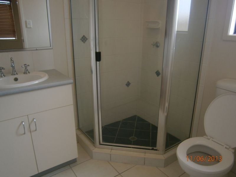 1 Kempton Chase, Burdell QLD 4818