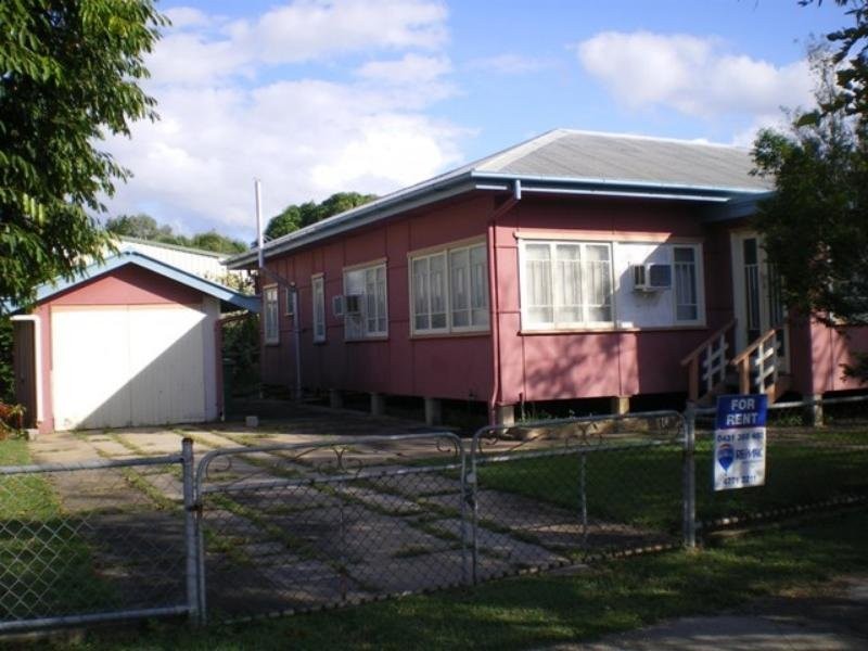 11 Howitt Street, North Ward QLD 4810