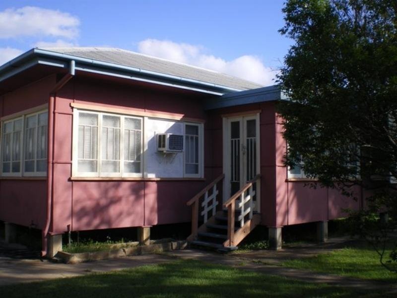 11 Howitt Street, North Ward QLD 4810