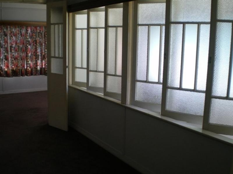 11 Howitt Street, North Ward QLD 4810