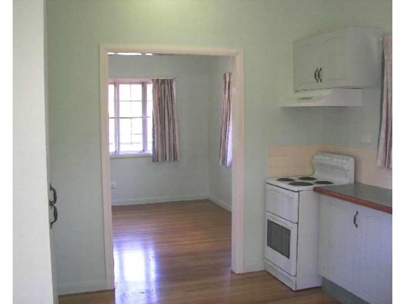 4 Hindley Street, Currajong QLD 4812