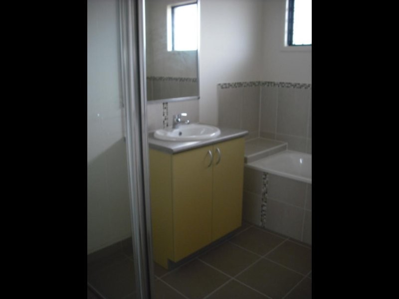 24 Eider Court, Condon QLD 4815