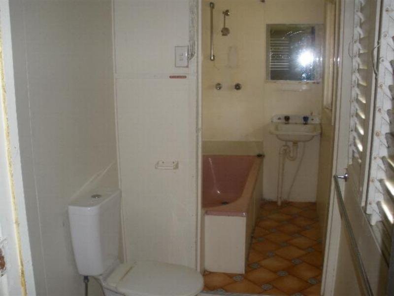 Hermit Park QLD 4812