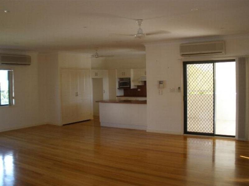 Pimlico QLD 4812
