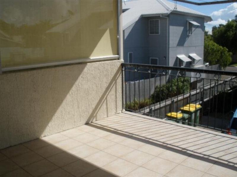 Pimlico QLD 4812