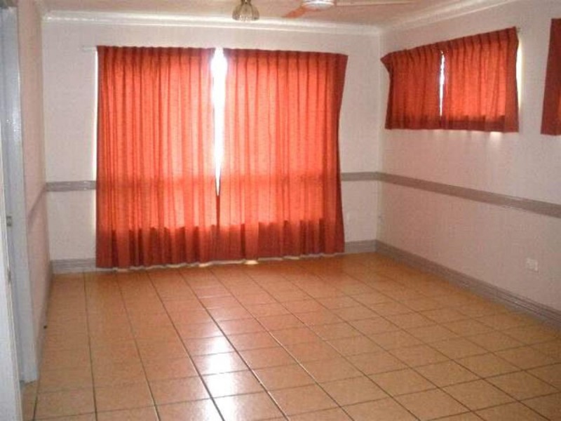 1/38 Eleventh Avenue, Railway Estate QLD 4810