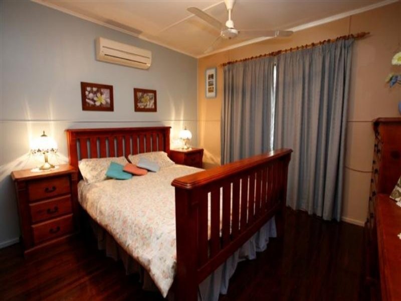 Saunders Beach QLD 4818