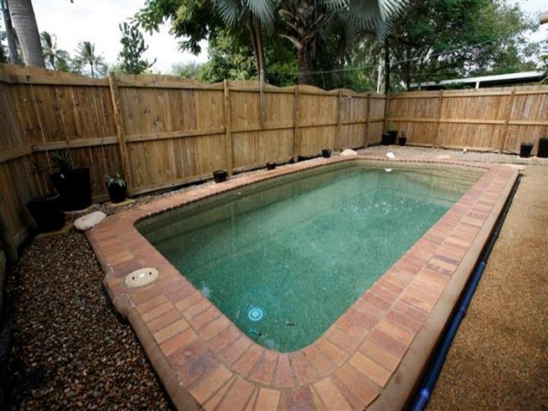 Saunders Beach QLD 4818