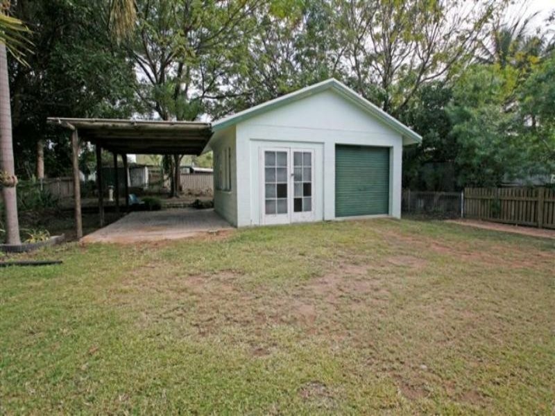 Saunders Beach QLD 4818