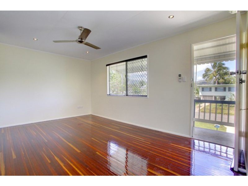 16 Valencia Street, Kirwan QLD 4817